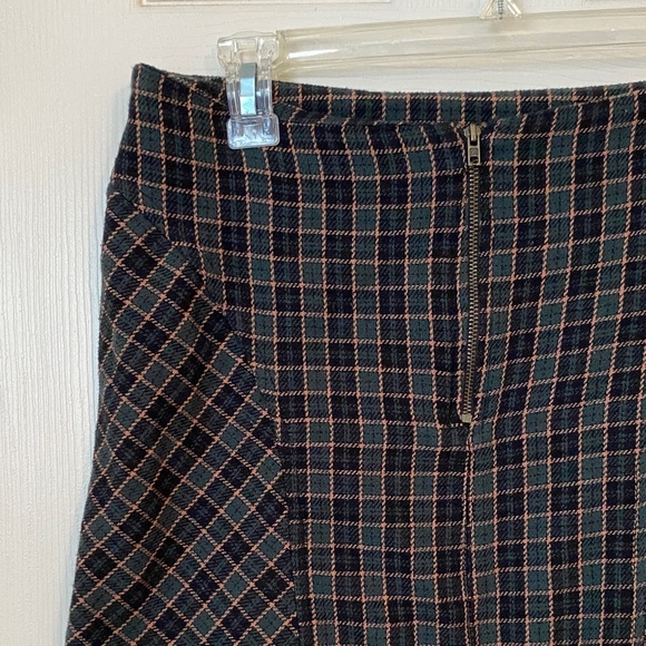 Trendy Urban Outfitters Checkered Mini Skirt, Electric Granpa Style - Picture 2 of 4